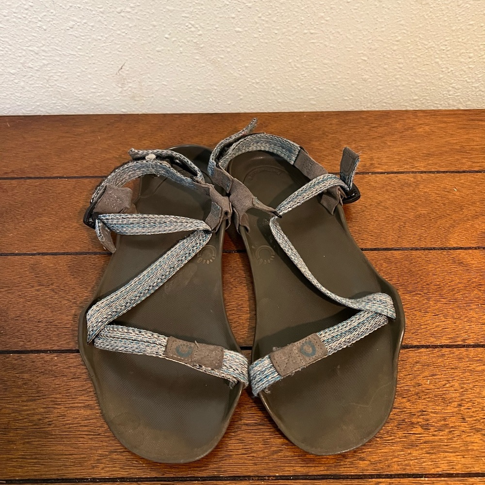 Size 9 Xero shoes sandals